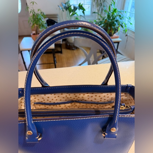 kate spade cobalt blue Wellesley Quinn tote bag featuring gold-toned hardware. - Picture 3 of 14